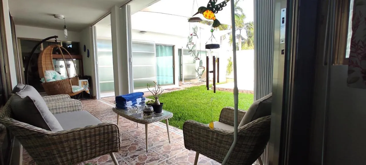 Casa Abril Cozzy Suites Канкун Мексика
