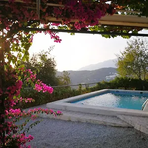Casa Lola , Sayalonga Spanje